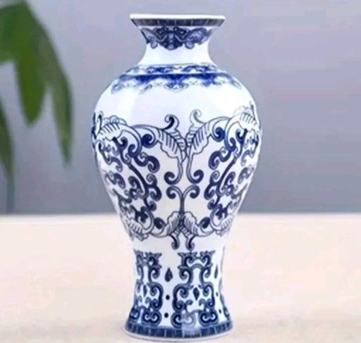 Buy & Sell Brompton Medway - Kent - Photos for HandmadeChinese Porcelain Vase- Blue & White