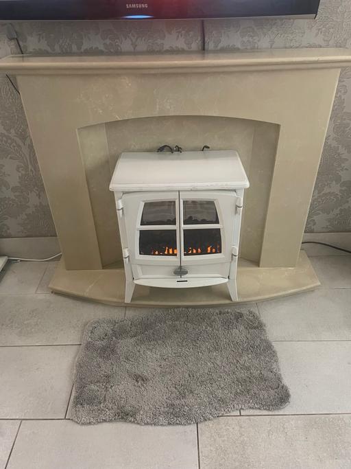 Buy & Sell White Hart Lane Station North London - Photos for Marble fireplace and electric stove