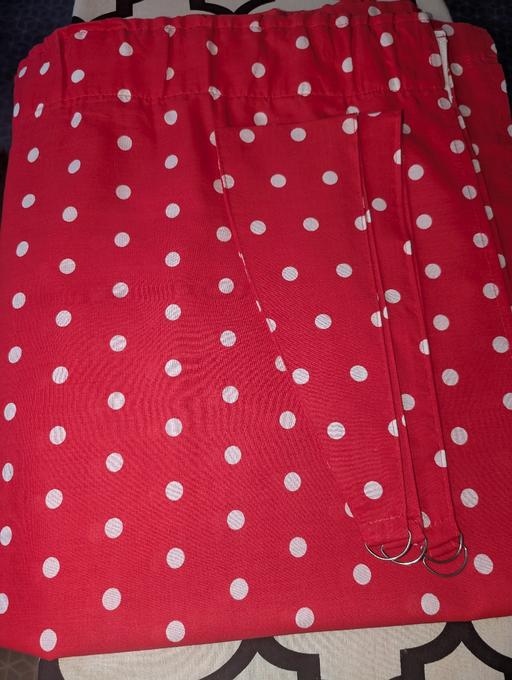 Buy & Sell Woodsetton Dudley - Photos for Red spotted curtains and tiebacks 72 drop