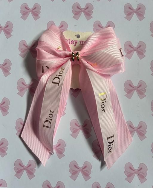 Buy & Sell Wallasey Wirral - Photos for Pink bow