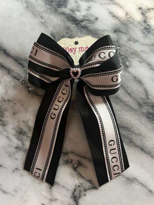 Buy & Sell Wallasey Wirral - Photos for Black and pink bow