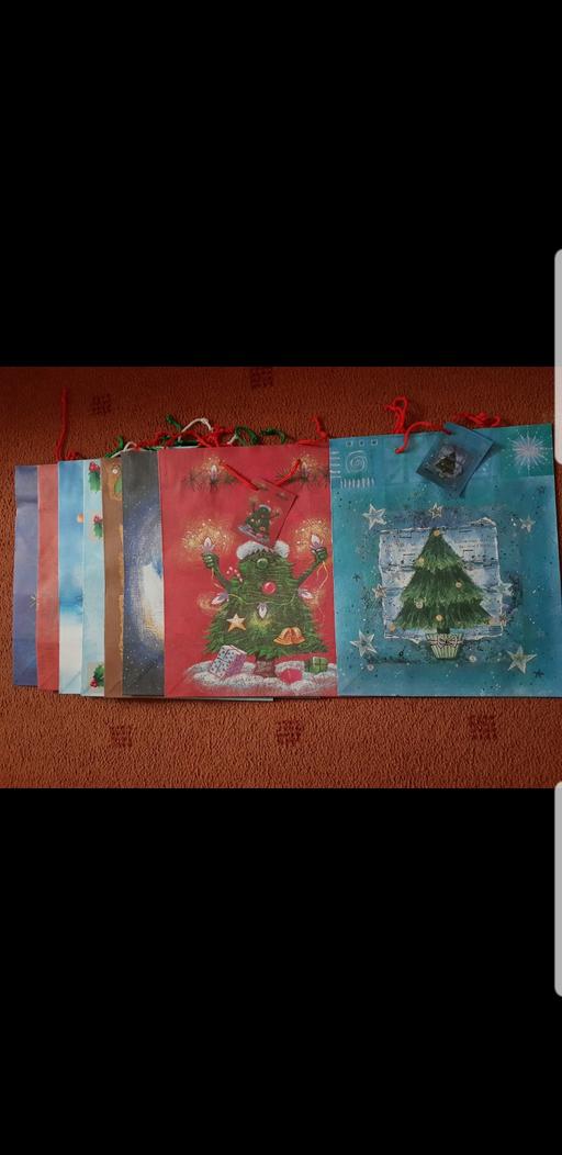 Classes Blackpool Town Centre Blackpool - Photos for Large gift bags x 3 NEW