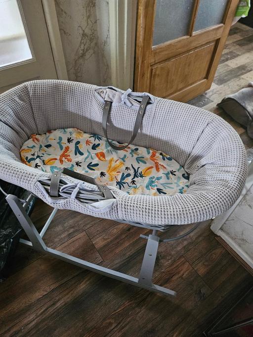 Buy & Sell Park Village Wolverhampton - Photos for moses basket