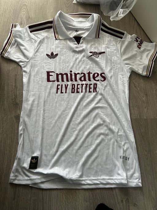 Buy & Sell Enfield Lock Enfield - Photos for Arsenal Third Kit Top Medium