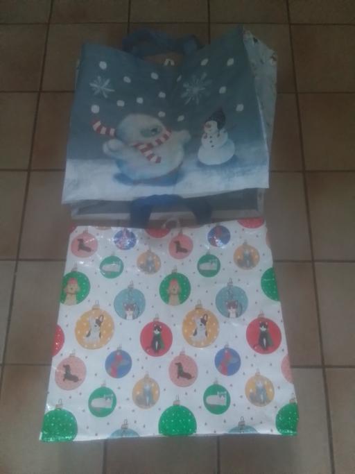 Buy & Sell Streetly Walsall - Photos for TWO TESCO REUSABLE XMAS SHOPPING BAGS
