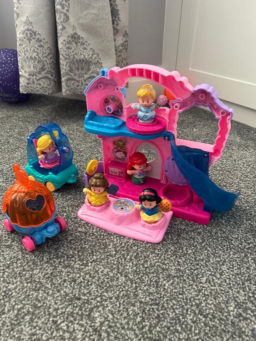 Buy & Sell Brighton-Le-Sands Sefton - Photos for Girls Disney princess house