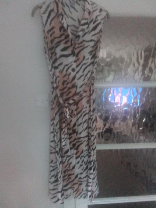 Buy & Sell Streetly Walsall - Photos for LADIES NEW ASOS DRESS