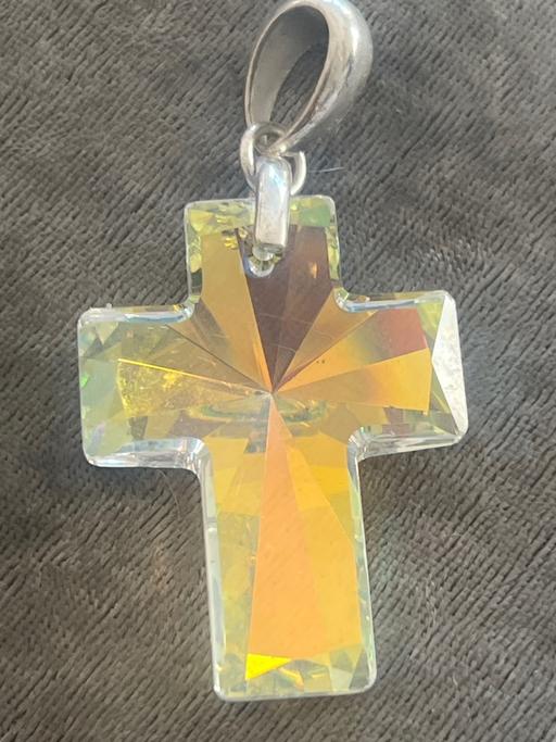Buy & Sell Ovingdean Brighton - Photos for Beautiful crystal cross pendant
