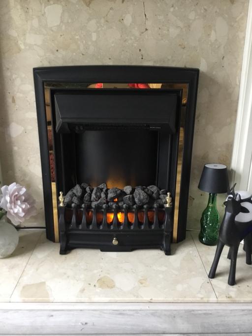 Buy & Sell Willenhall Walsall - Photos for Electric coal effect fire.