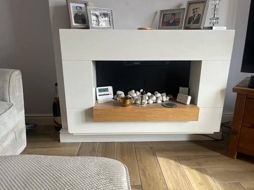 Buy & Sell North Wingfield North East Derbyshire - Photos for Electrc fire surround