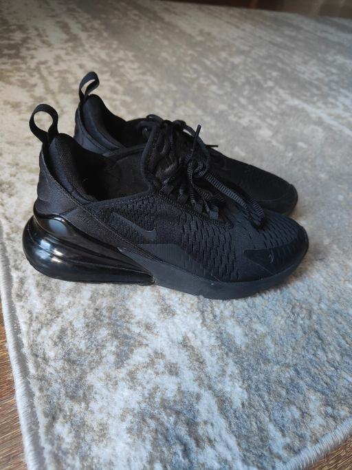 Buy & Sell Leigh Wigan - Photos for Nike trainers