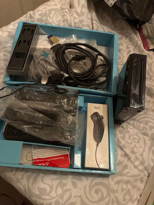 Buy & Sell Lyng Sandwell - Photos for Like new Wii/fit with game