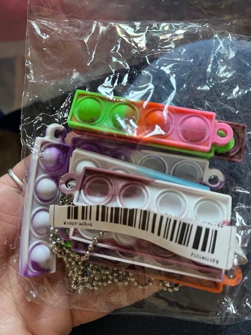 Buy & Sell Wednesfield Wolverhampton - Photos for Pack fidget keyrings 1£