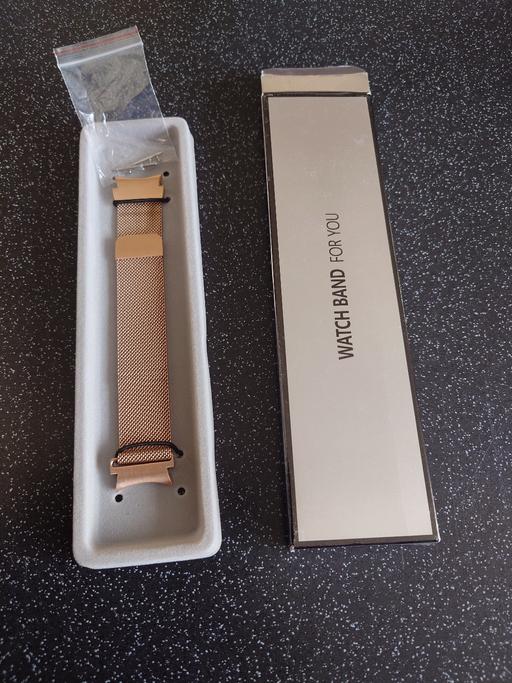 Buy & Sell Woodthorpe Charnwood - Photos for Rose gold watch band