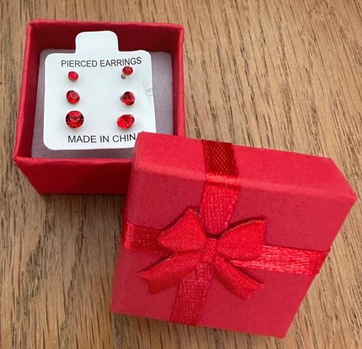 Buy & Sell Shirley Solihull - Photos for Brand new earrings x3 in a gift box