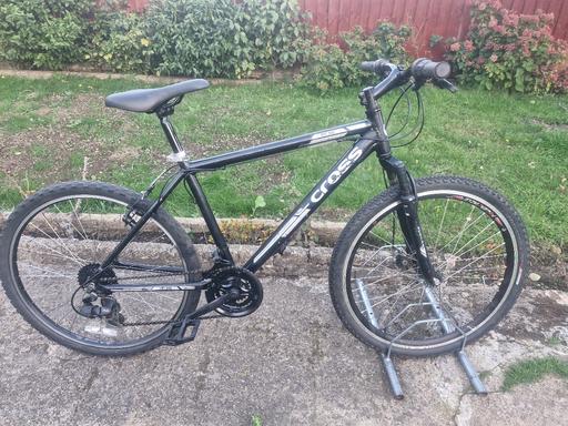 Buy & Sell Stockley Park Hillingdon - Photos for MENS CROSS BIKE BICYCLE