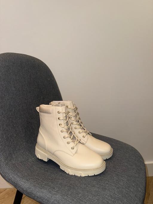 Buy & Sell Salford Salford - Photos for Unworn Dr. Scholl’s Women’s Combat Boots
