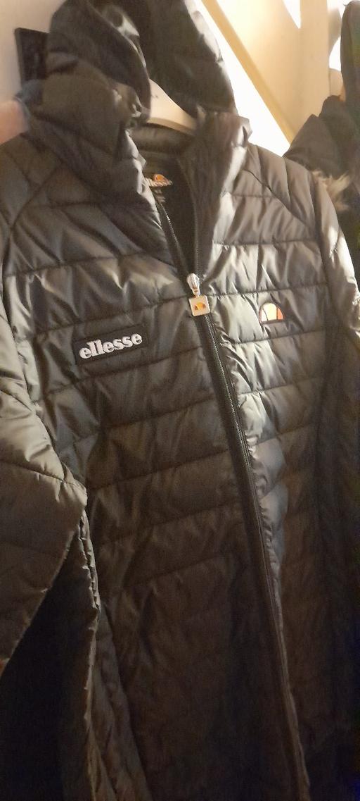 Buy & Sell Walsall Wood Walsall - Photos for NEW LADIES ELLESSE COAT BRAND NEW 14