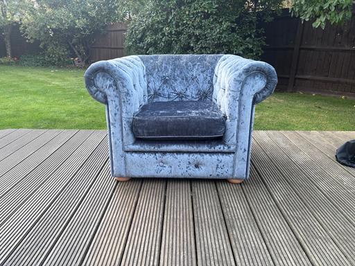 Buy & Sell Great Notley Braintree - Photos for Blue velvet accent chair