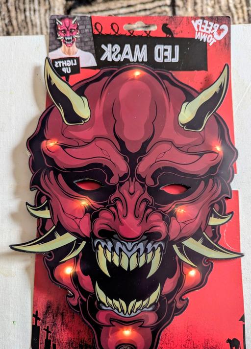 Buy & Sell Georgetown Blaenau Gwent - Photos for 🎃 Halloween creepy town led light up devil m