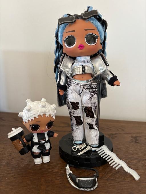 Buy & Sell Throwley Forstal Swale - Photos for Omg and lol dolls fresh family