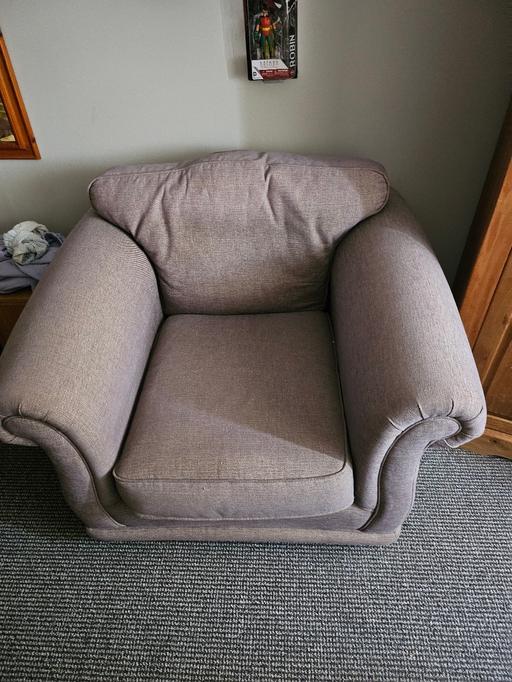 Buy & Sell New Skelton Redcar and Cleveland - Photos for chunky arm chair
