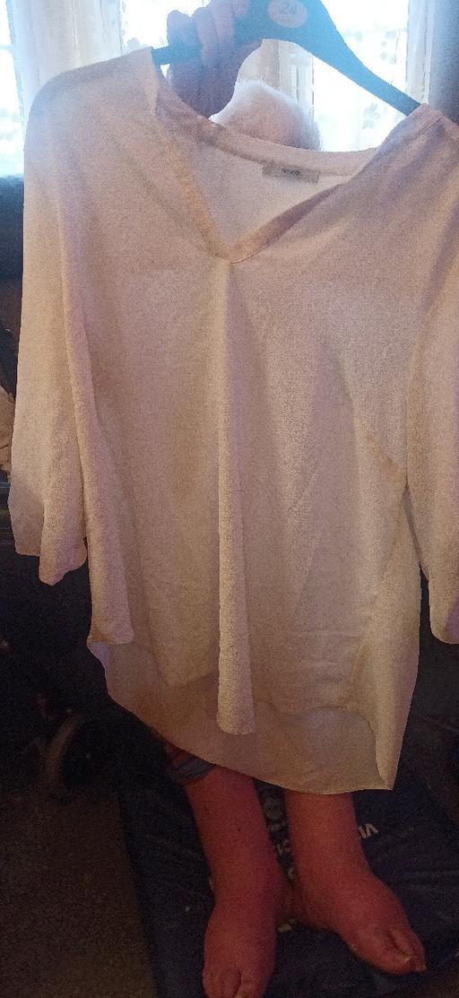 Buy & Sell Beeston Leeds - Photos for long sleeved t-shirt