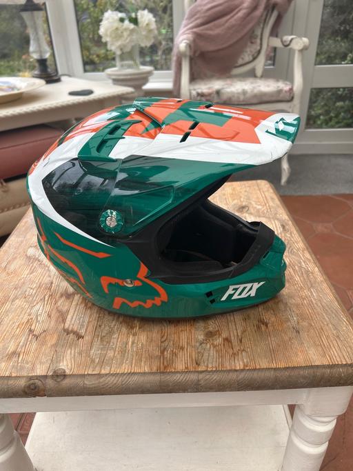 Buy & Sell Sutton Trinity Birmingham - Photos for FOX motor cross v1 helmet size 51-52 cm
