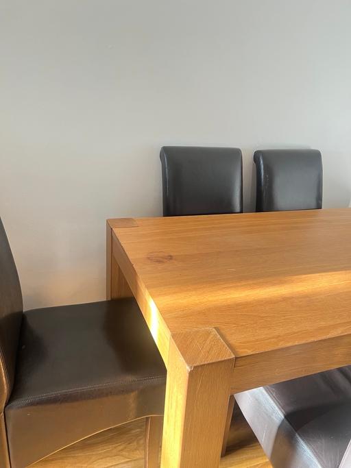 Buy & Sell Dagenham Barking and Dagenham - Photos for Table and 6 chairs