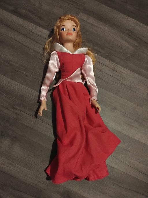 Buy & Sell Stow Heath Wolverhampton - Photos for Porcelain Sleeping Beauty.