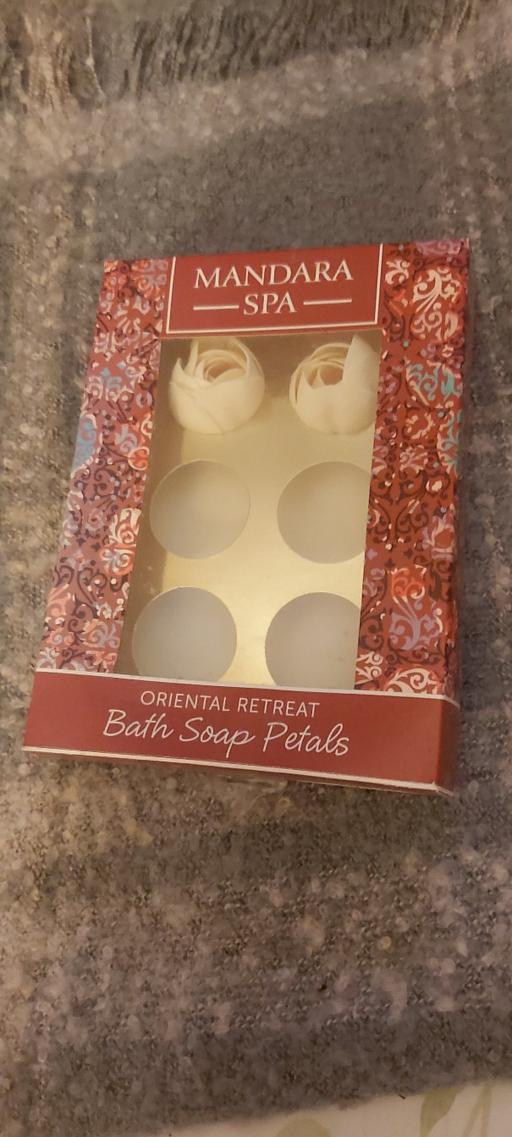 Buy & Sell Asfordby Valley Melton - Photos for 2 x bath soap roses 🌹 Mandara spa
