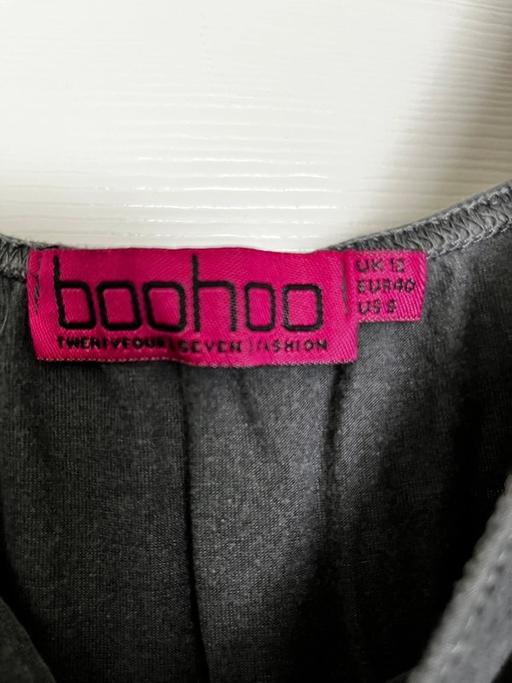 Buy & Sell Premier Business Park Walsall - Photos for Boohoo grey dress with white striped detail