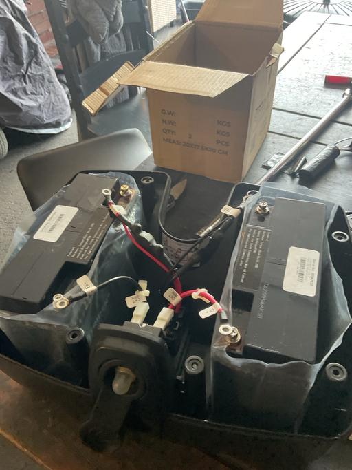 Buy & Sell Bilston Wolverhampton - Photos for Battery replacement 