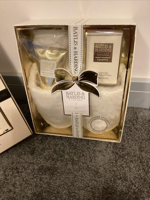 Buy & Sell Whiston Rotherham - Photos for Baylis&Harding slipper gift set. Unused!
