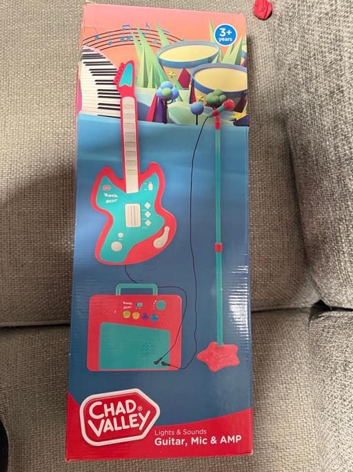 Buy & Sell Wednesfield Wolverhampton - Photos for Chad Valley Electric Guitar, Mic & Amp