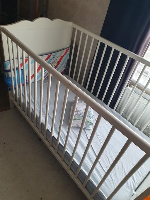 Buy & Sell Chesham Buckinghamshire - Photos for Baby Cot