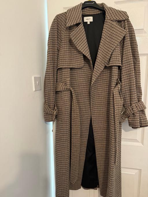 Buy & Sell Hill Top Sandwell - Photos for Coat