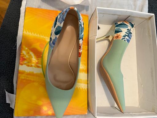 Buy & Sell Hill Top Sandwell - Photos for Shoes