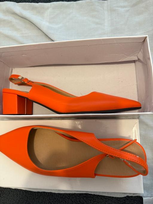 Buy & Sell Hill Top Sandwell - Photos for Shoes