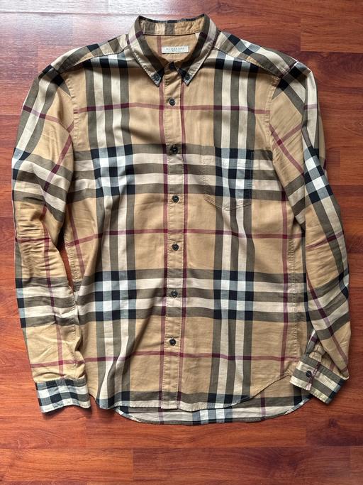 Buy & Sell Quine`s Hill Douglas - Photos for Burberry Shirt