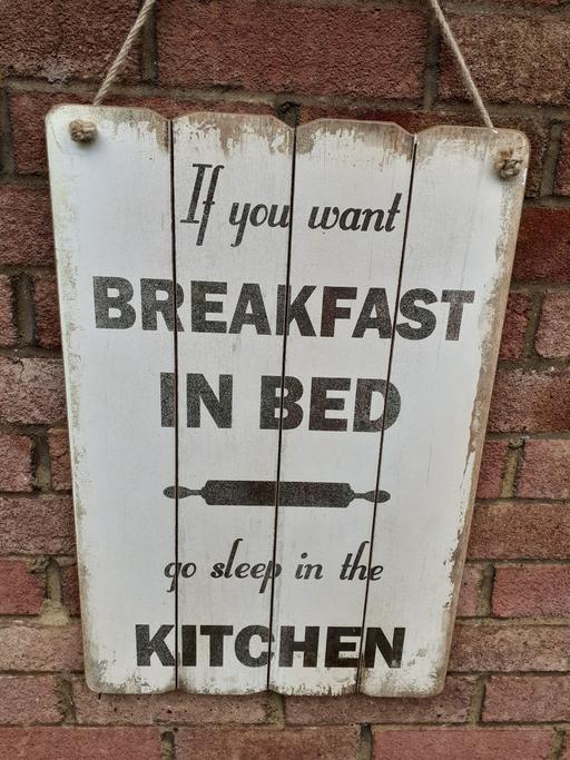 Buy & Sell Leagrave Luton - Photos for Wooden Sign(LU33BY)
