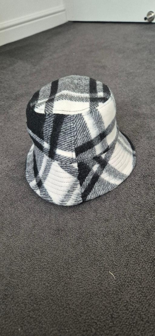Buy & Sell Chase Cross East London - Photos for Hat