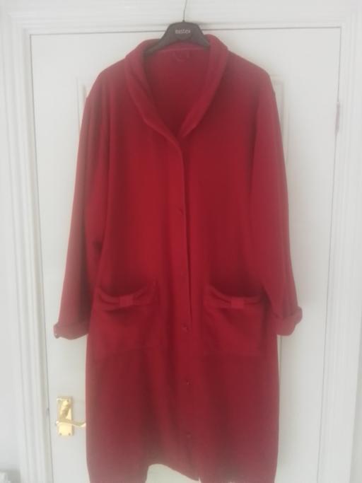 Buy & Sell Sutton Coldfield Birmingham - Photos for M/S RED DRESSING GOWN
