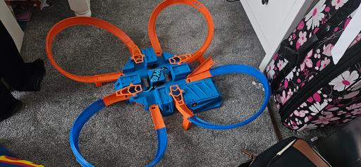 Buy & Sell Oldbury Sandwell - Photos for Hot wheels criss cross crash toy