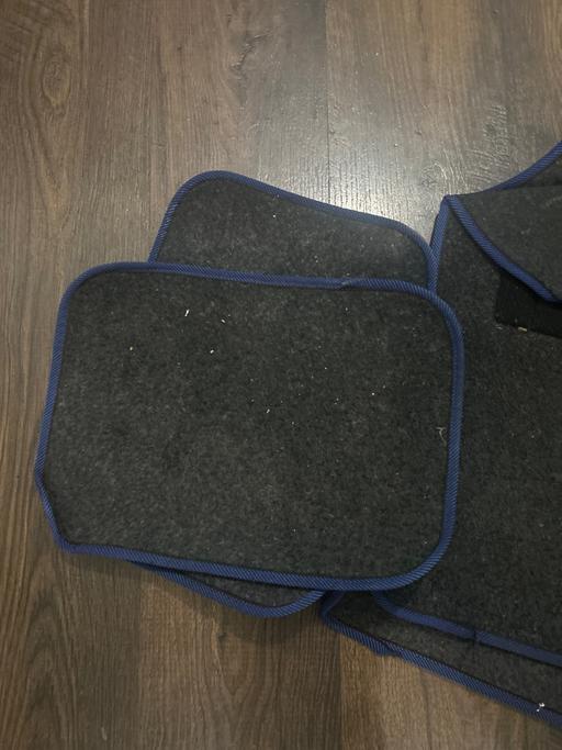 Vehicles Walthamstow East London - Photos for Car mats