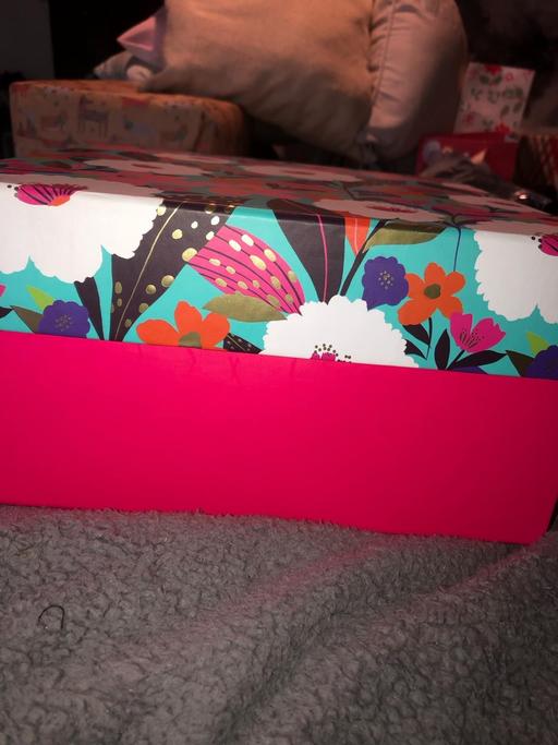 Classes Stow Heath Wolverhampton - Photos for New gift box
