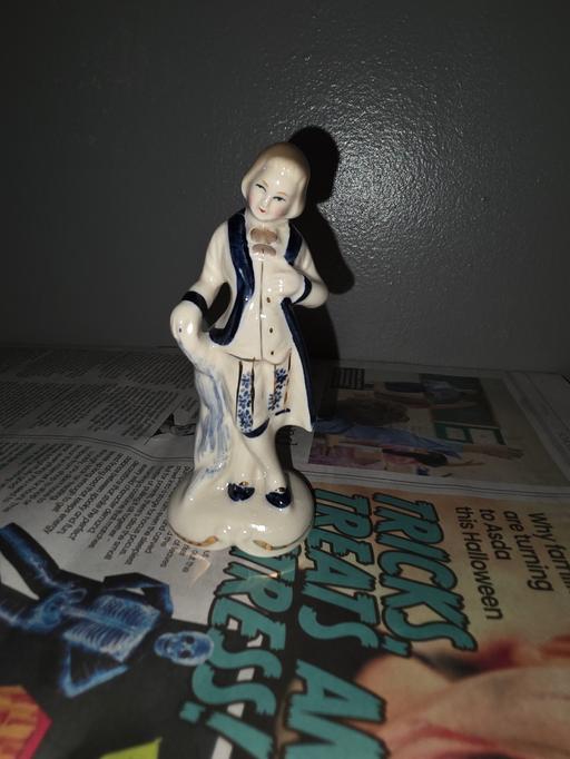 Buy & Sell Coalville North West Leicestershire - Photos for Vintage Renaissance Gentlemen Dandy Figurine