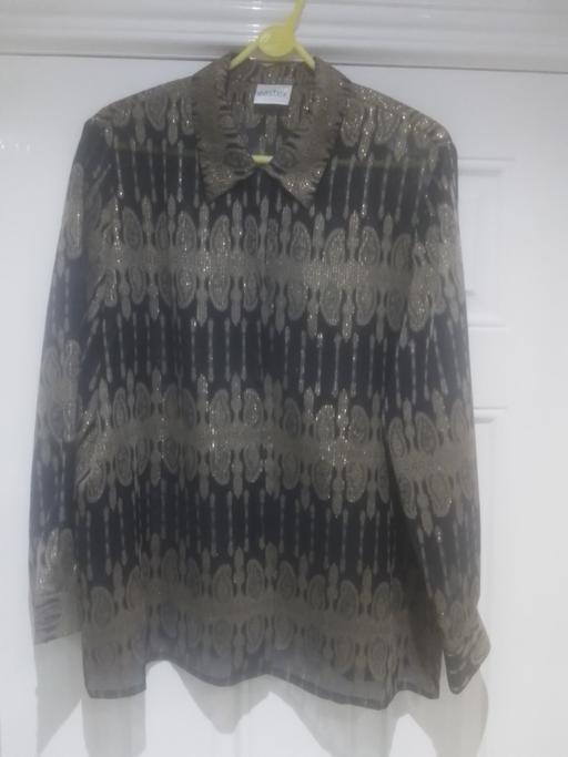 Buy & Sell Streetly Walsall - Photos for BRAND NEW NO TAG LADIES BLOUSE/JACKET EASTEX