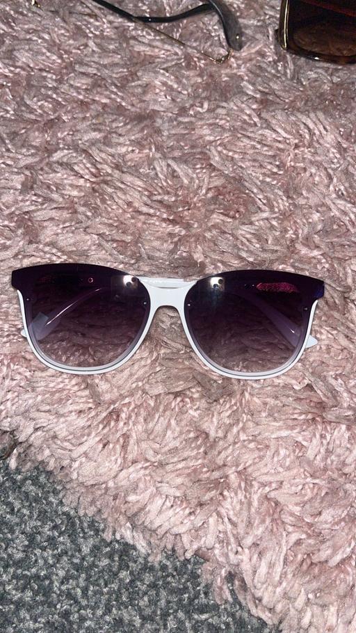 Buy & Sell Sundridge South East London - Photos for Sunglasses