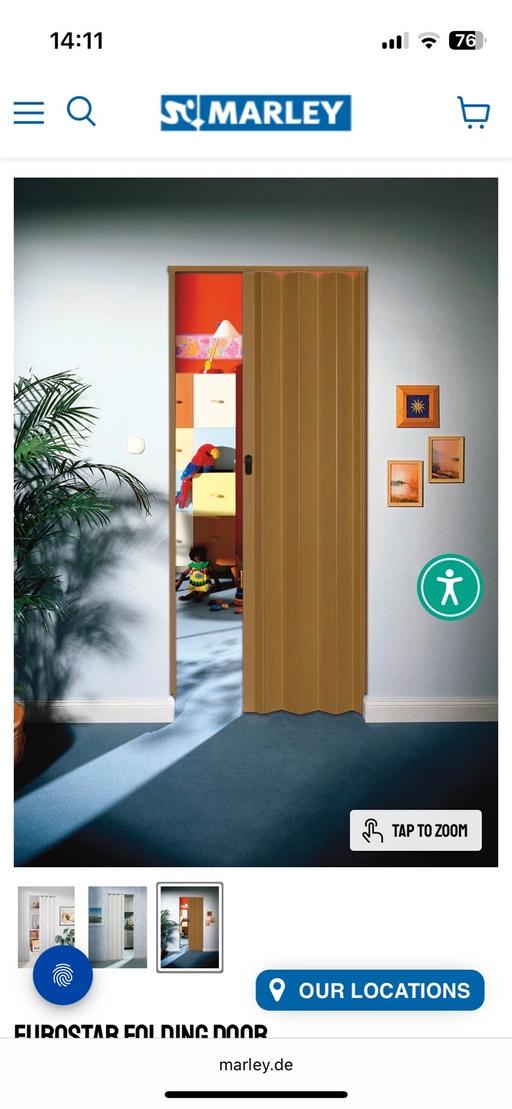 Buy & Sell Stepney East London - Photos for Concertina space saving door oak 9mm